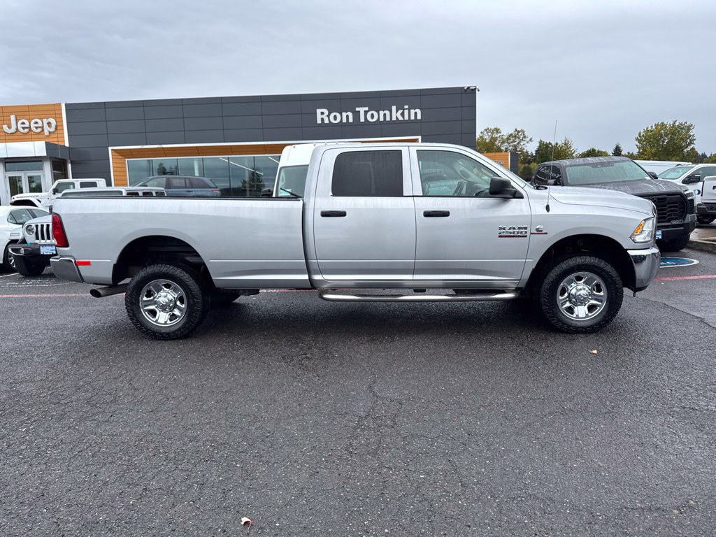 Used 2016 RAM 2500 Tradesman w/ Chrome Appearance Group AWD/4WD image 10