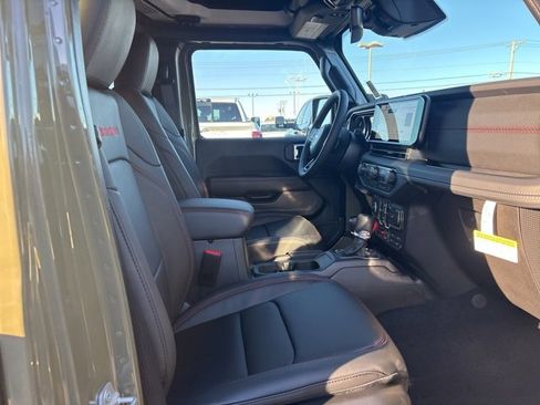 New 2026 Jeep Wrangler Unlimited Rubicon image 13