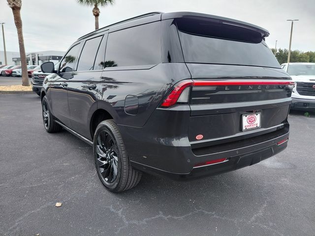 Used 2026 Lincoln Navigator Reserve w/ Jet Appearance Package AWD/4WD image 7