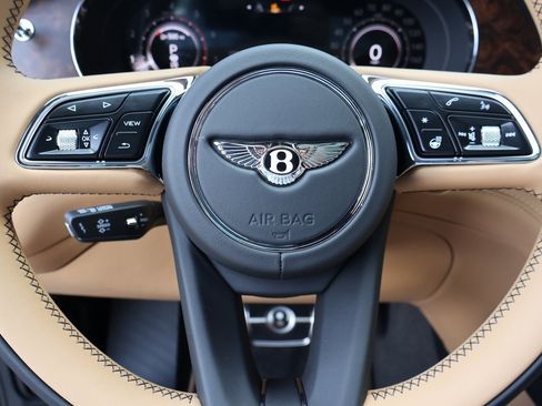 New 2025 Bentley Bentayga image 26