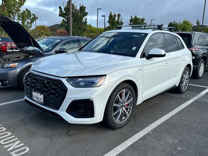 Used 2024 Audi Q5 e Premium Plus w/ Premium Plus Package