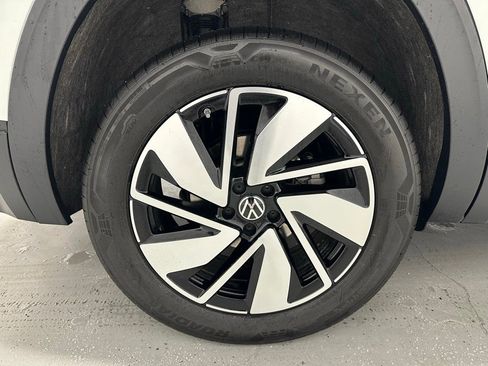 Used 2025 Volkswagen Atlas SE image 70