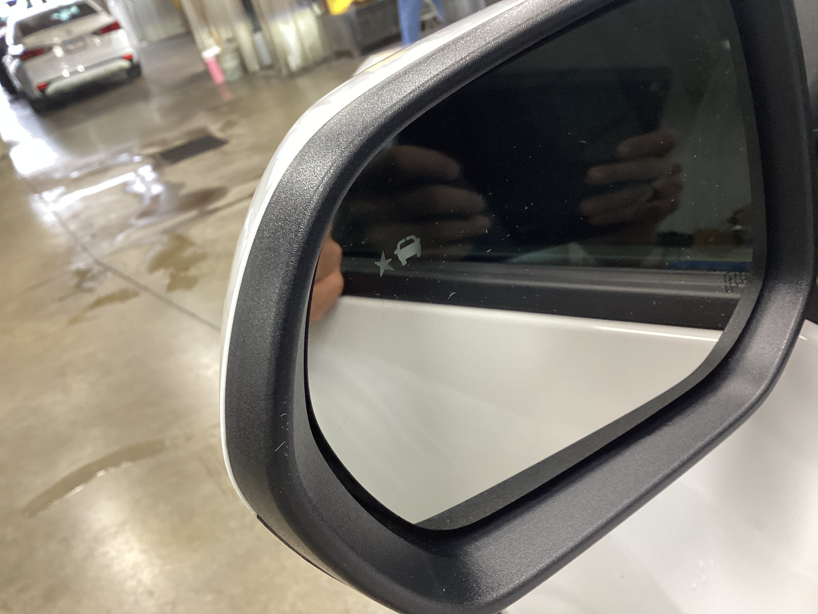 Used 2026 Chevrolet Equinox LT AWD/4WD image 10
