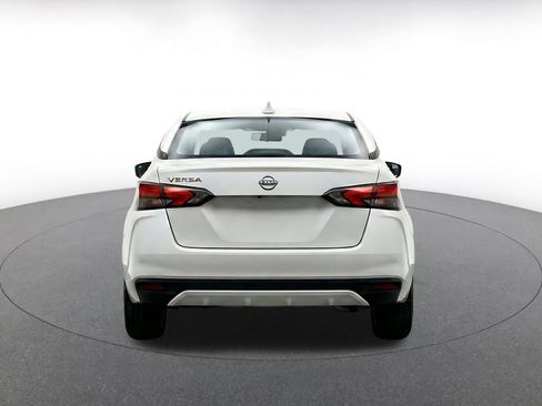 Used 2025 Nissan Versa SV FWD image 8