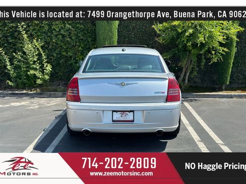 Used 2005 Chrysler 300 SRT8 w/ SRT Option Group II image 13
