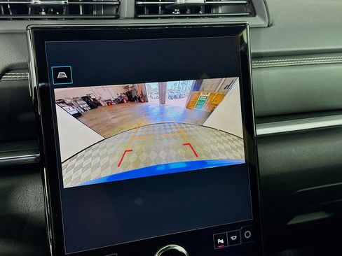 New 2025 GMC Terrain Elevation image 16