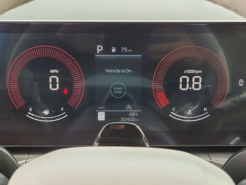 Used 2025 Hyundai Santa Fe SEL AWD/4WD image 14