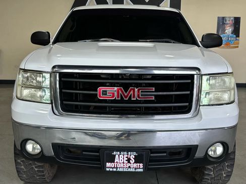 Used 2007 GMC Sierra 1500 SLE w/ SLE/SLT Trailering Package RWD image 2