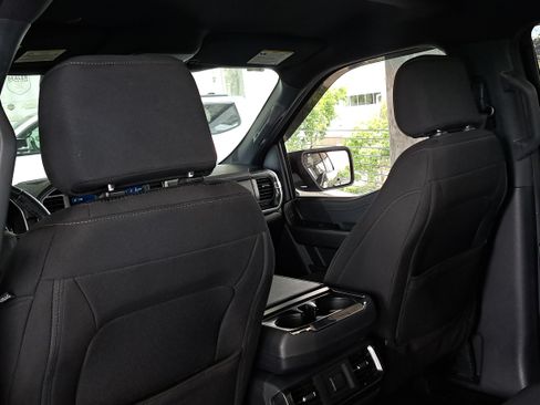 Used 2022 Ford F150 XLT w/ Equipment Group 302A High RWD image 10