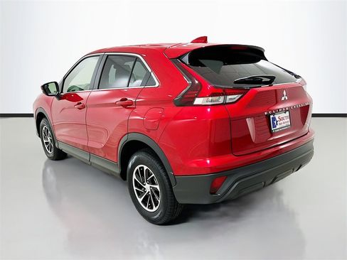 Used 2024 Mitsubishi Eclipse Cross ES image 5