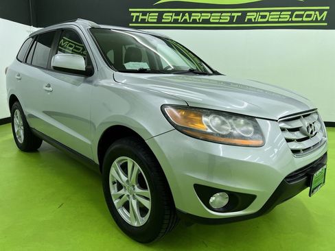 Used 2010 Hyundai Santa Fe Limited AWD/4WD image 2
