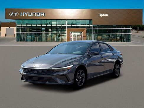 New 2026 Hyundai Elantra SEL Sport Premium FWD image 1