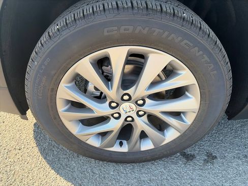 New 2026 Buick Enclave Preferred w/ LPO, Floor Liner Package FWD image 10