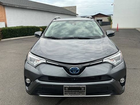 Used 2016 Toyota RAV4 Limited w/ Advanced Technology Package AWD/4WD image 4