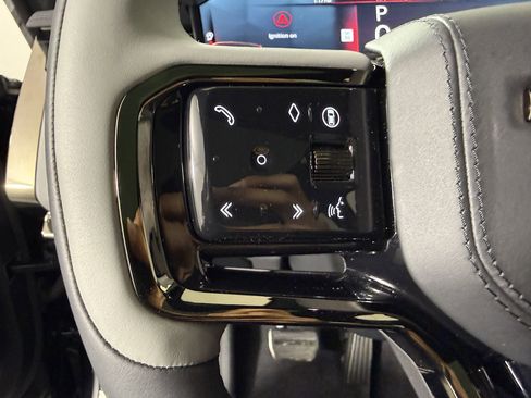 Certified 2025 Land Rover Range Rover Sport SV Edition Two image 15