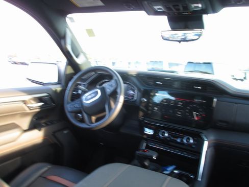 Certified 2025 GMC Sierra 1500 AT4 w/ AT4 Premium Package image 27