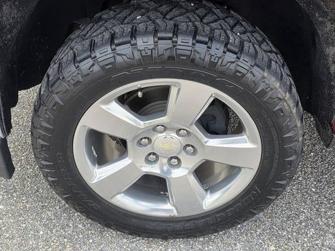Used 2018 Chevrolet Silverado 1500 LT w/ All Star Edition RWD image 32