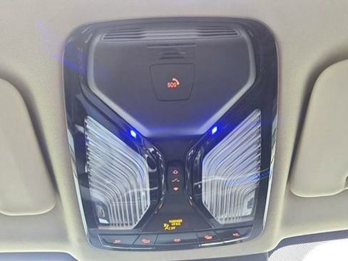 Used 2026 BMW X7 xDrive40i image 61