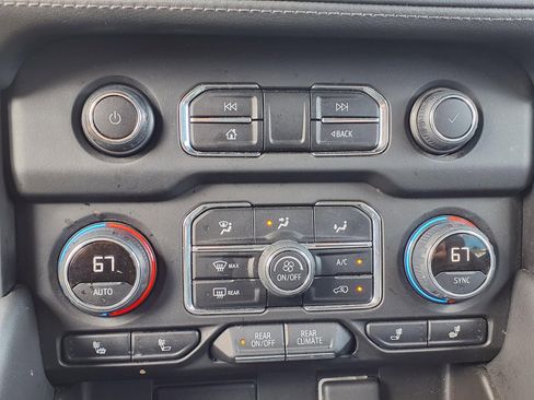 Used 2024 Chevrolet Tahoe LT image 6