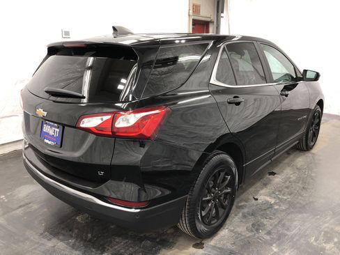 Used 2021 Chevrolet Equinox LT image 3