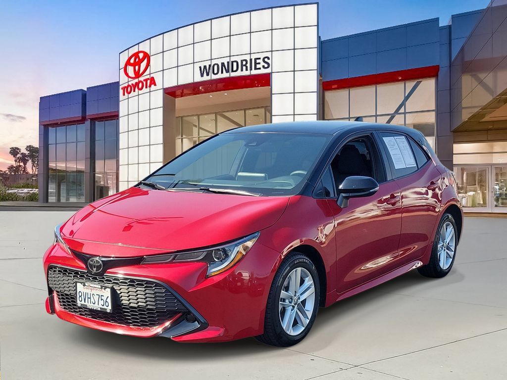 Used 2021 Toyota Corolla SE w/ Carpet Mat Package (TMS) FWD image 2
