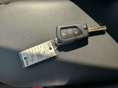 Used 2025 Toyota RAV4 LE AWD/4WD image 34
