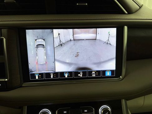 Used 2021 GMC Yukon Denali AWD/4WD image 15