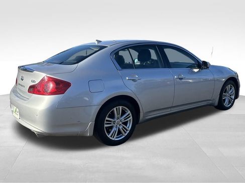 Used 2013 INFINITI G37 x w/ Premium Pkg image 8