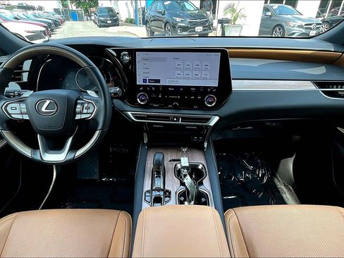 Used 2023 Lexus RX 350 Premium w/ Accessory Package (Z1) AWD/4WD image 15
