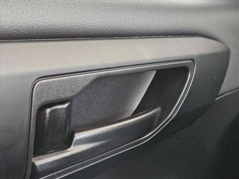 Used 2023 Toyota Highlander L FWD image 25