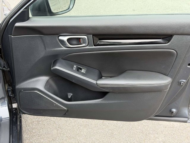 Used 2024 Honda Civic Touring image 8