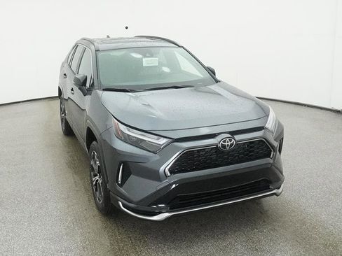 Used 2025 Toyota RAV4 XSE image 31