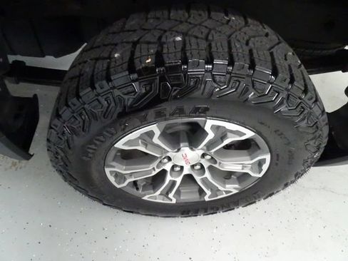Used 2023 GMC Sierra 1500 Pro w/ Pro Value Package AWD/4WD image 24