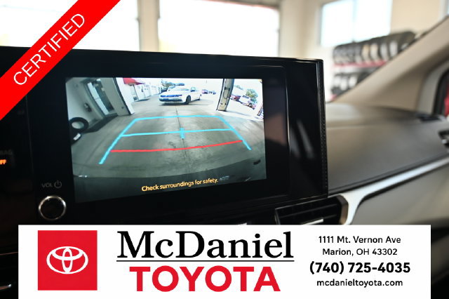 Certified 2025 Toyota Sienna LE AWD/4WD image 18