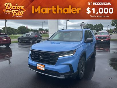 New 2025 Honda Pilot TrailSport