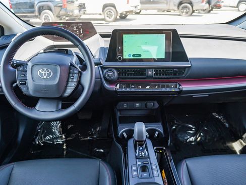 Used 2025 Toyota Prius Plug-In Hybrid FWD image 13