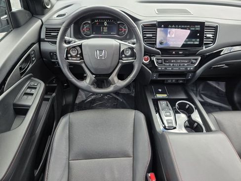 Used 2024 Honda Passport Black Edition image 32