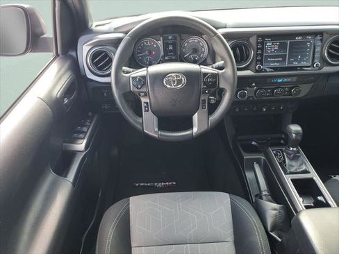 Certified 2023 Toyota Tacoma TRD Off-Road w/ Technology Package AWD/4WD image 12