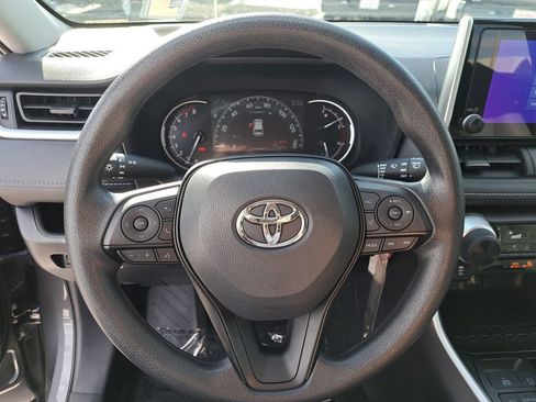 Used 2025 Toyota RAV4 LE image 17