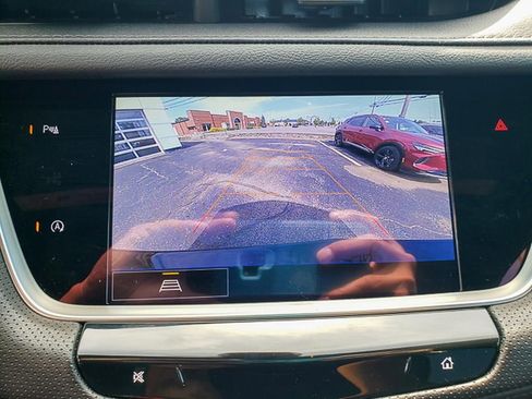 Used 2025 Cadillac XT5 Premium Luxury image 19