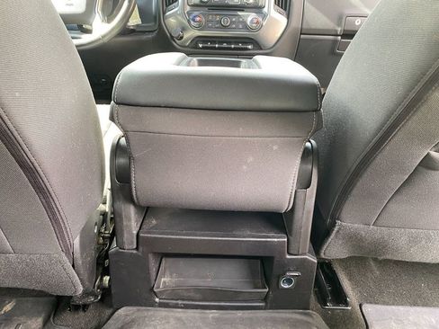 Used 2018 Chevrolet Silverado 1500 LT w/ All Star Edition image 29