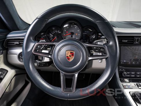 Used 2017 Porsche 911 Carrera S RWD image 34