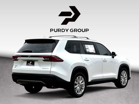 New 2026 Toyota Grand Highlander Platinum image 8