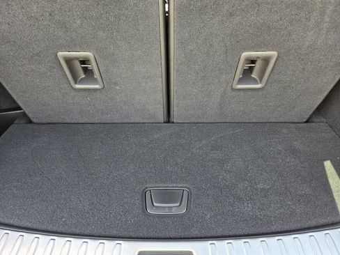 Used 2024 Cadillac XT6 Sport w/ Technology Package image 42