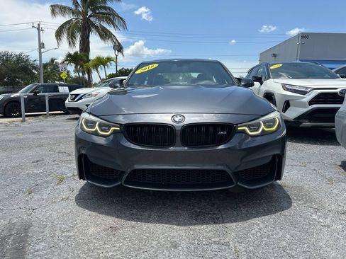 Used 2018 BMW M3 RWD image 5