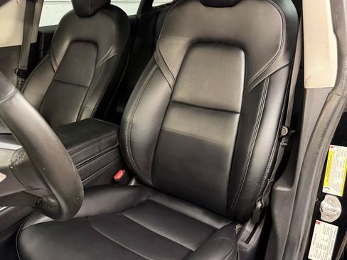 Used 2018 Tesla Model 3 RWD image 19