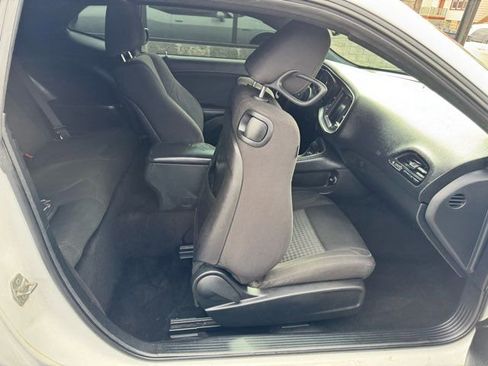 Used 2017 Dodge Challenger SXT image 26