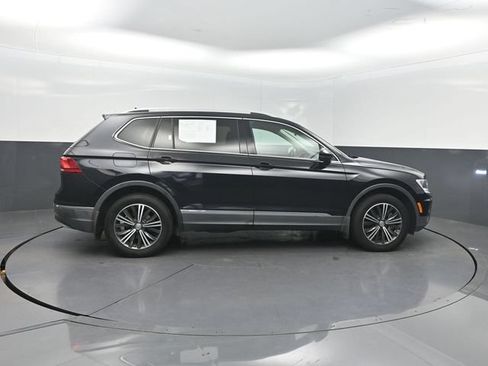 Used 2019 Volkswagen Tiguan SEL FWD image 28