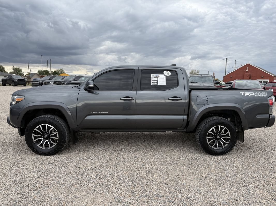 Used 2021 Toyota Tacoma TRD Sport w/ Technology Package AWD/4WD image 6