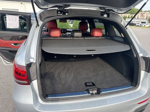 Used 2022 Mercedes-Benz GLC 300 image 8